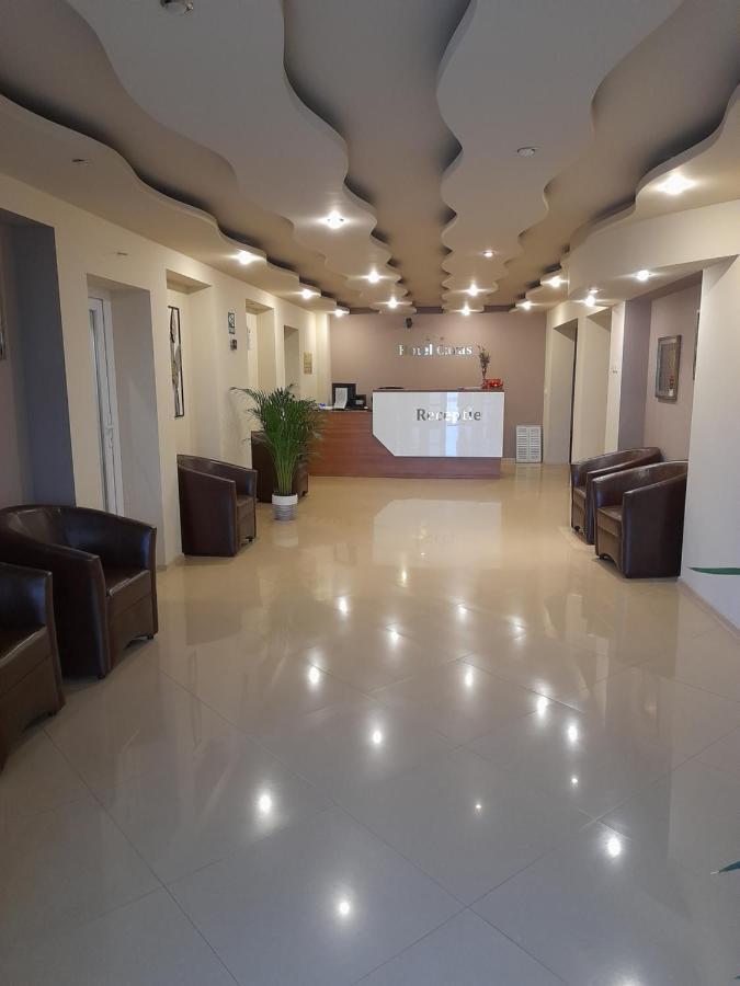 Hotel Caras โอราวิตซา ภายนอก รูปภาพ