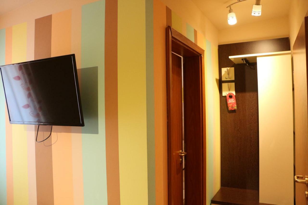 Hotel Caras โอราวิตซา ภายนอก รูปภาพ